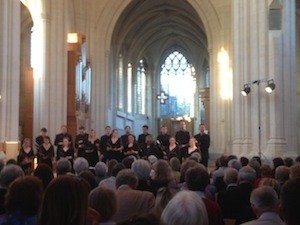 Go with the flow. Photo of Eric Whitacre's choir